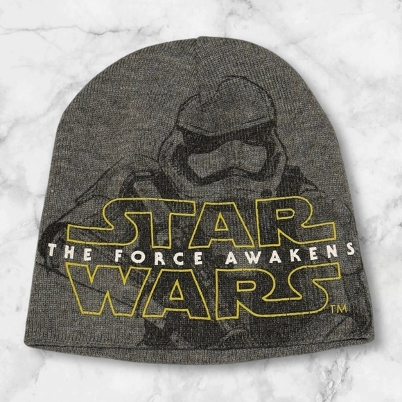✅Youth | Star Wars Stormtrooper Gray Beanie - Picture 3 of 8